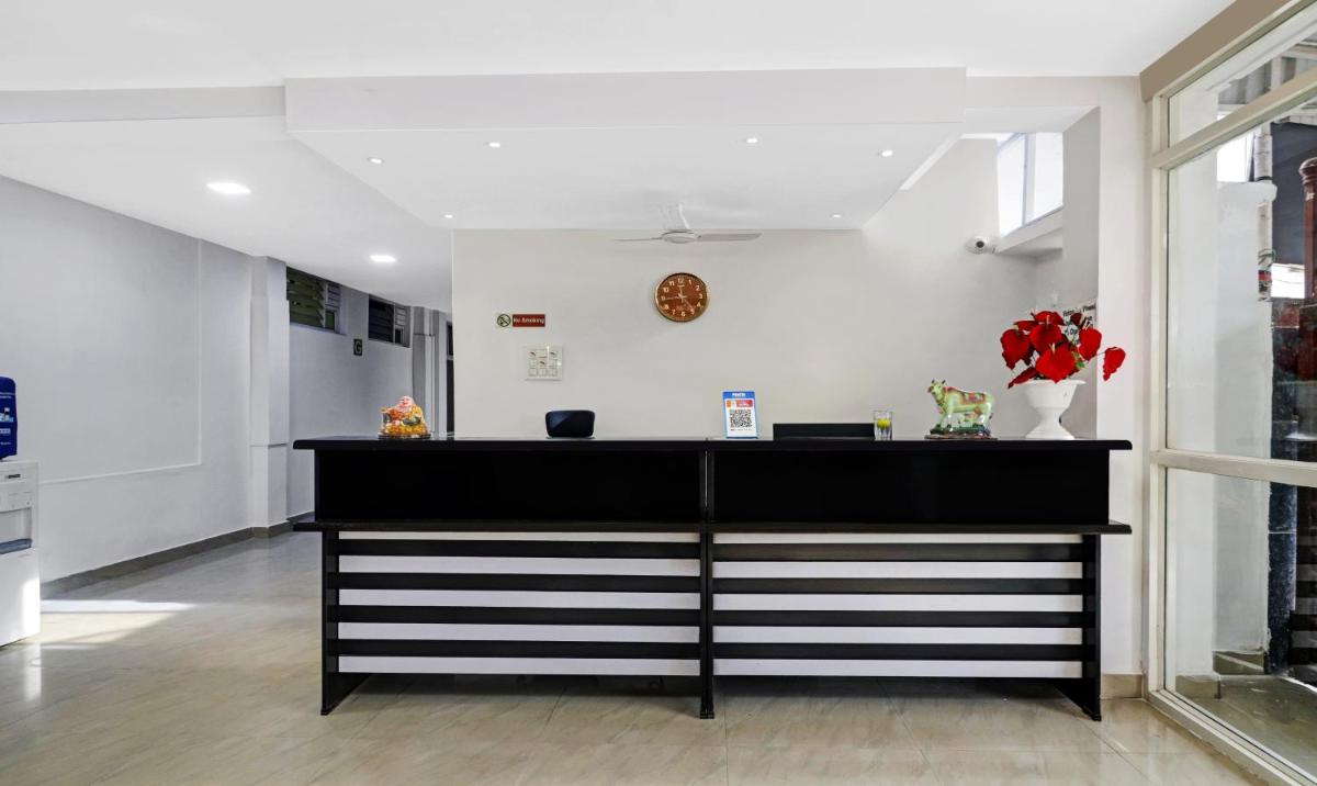 Itsy By Treebo - LG Grand Inn - Housity