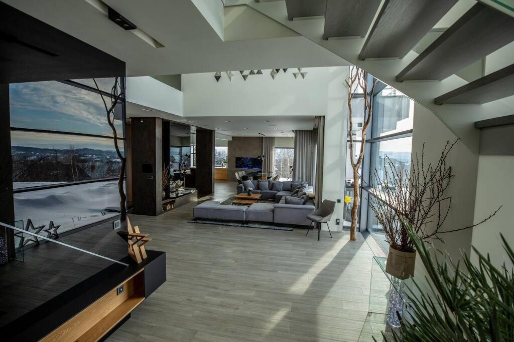 Villa Wieliczka Exclusive, Pool, Spa, relax. - Housity