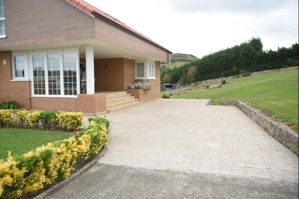 Casa Lolita - Housity