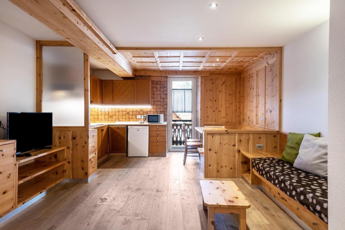 Rodella A Parte - Housity