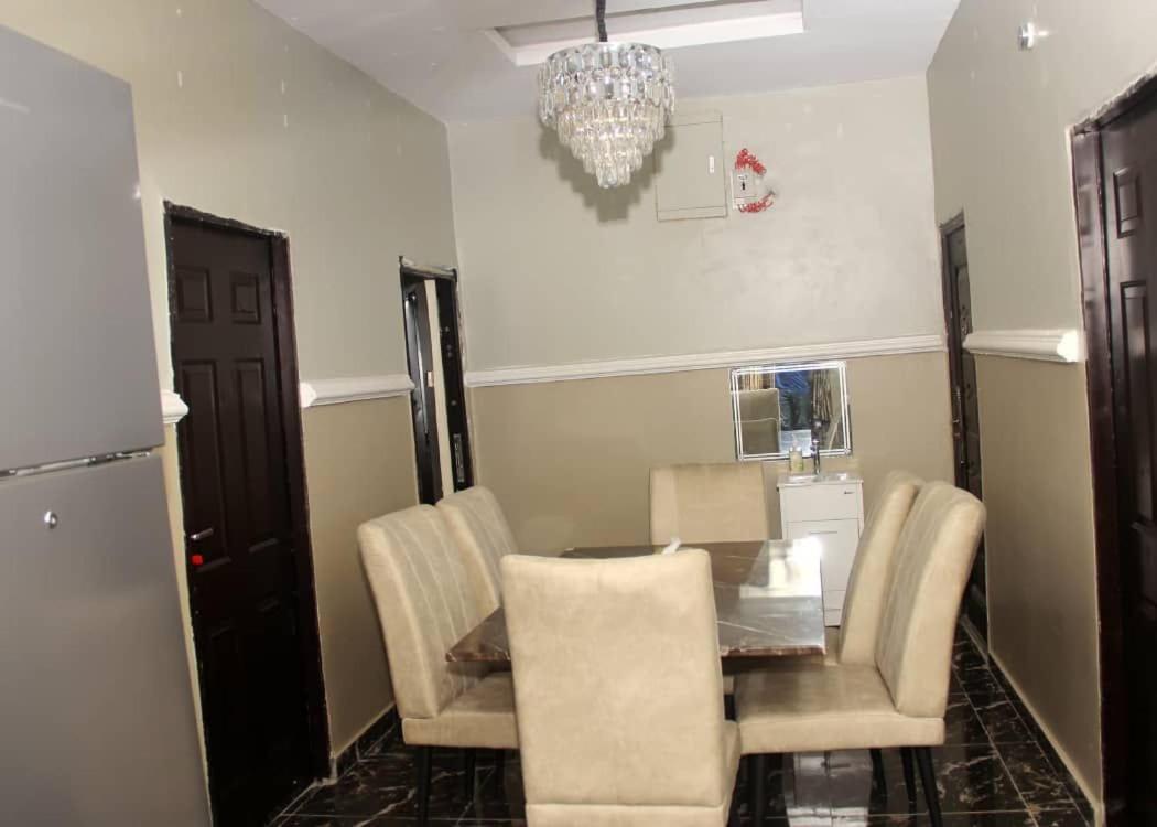 A lovely 3bedroom apartment lifecamp - Housity
