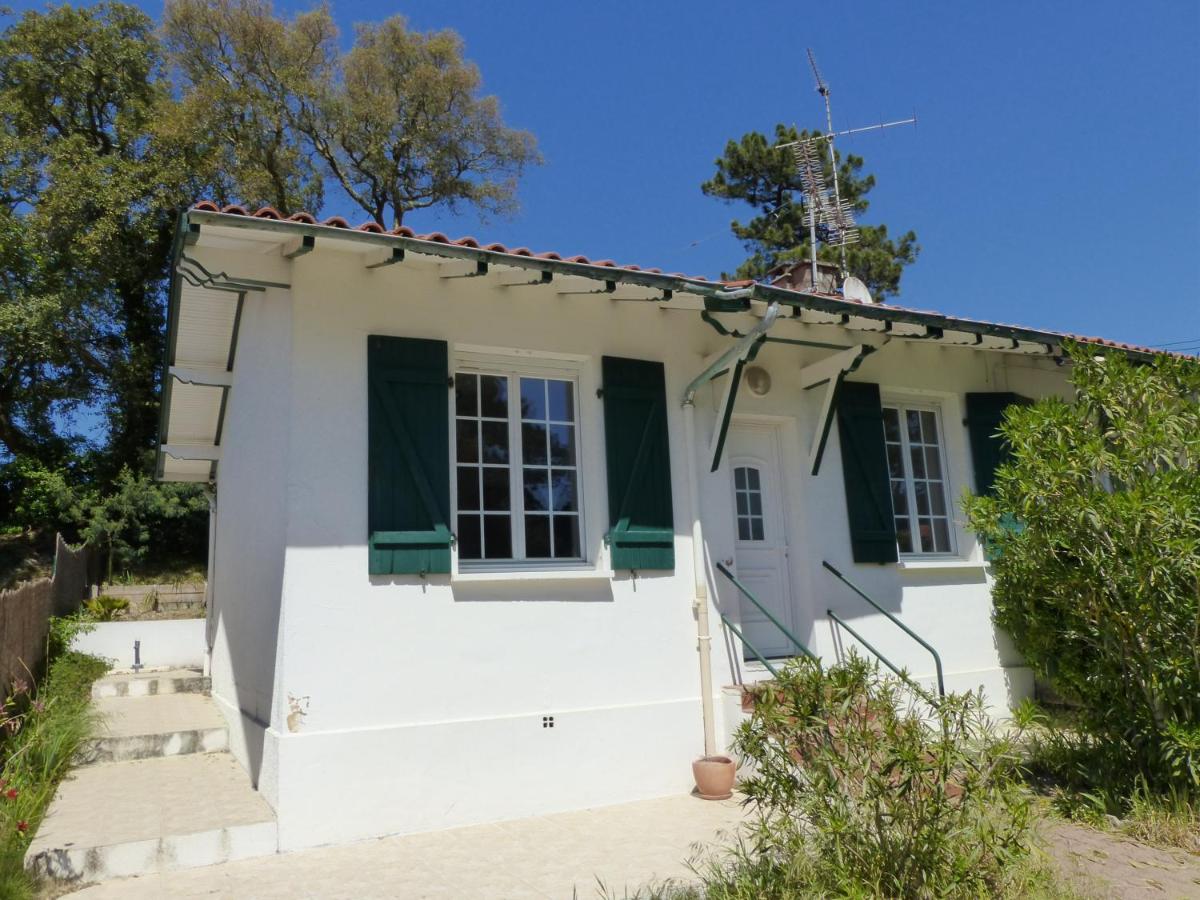 Villa Mitoyenne Pour 4 Personnes Proche Centre-Ville D hossegor - Housity