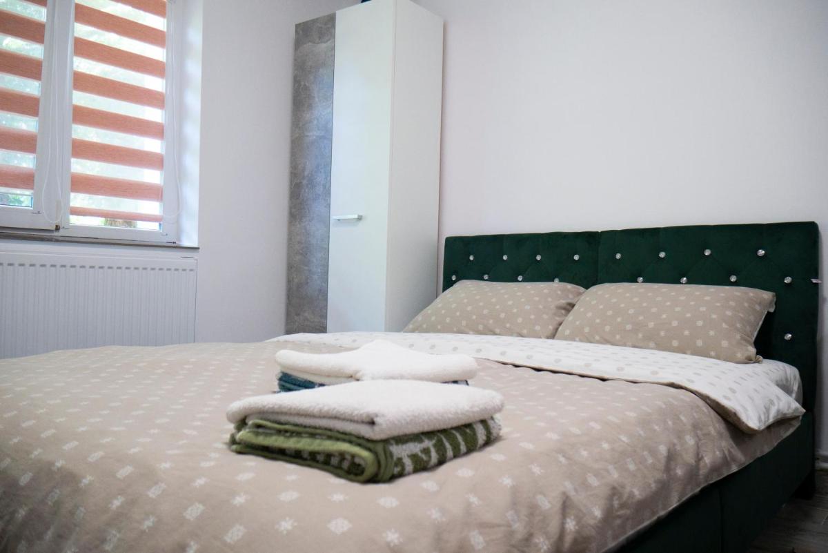 CASEROM Studio - Housity