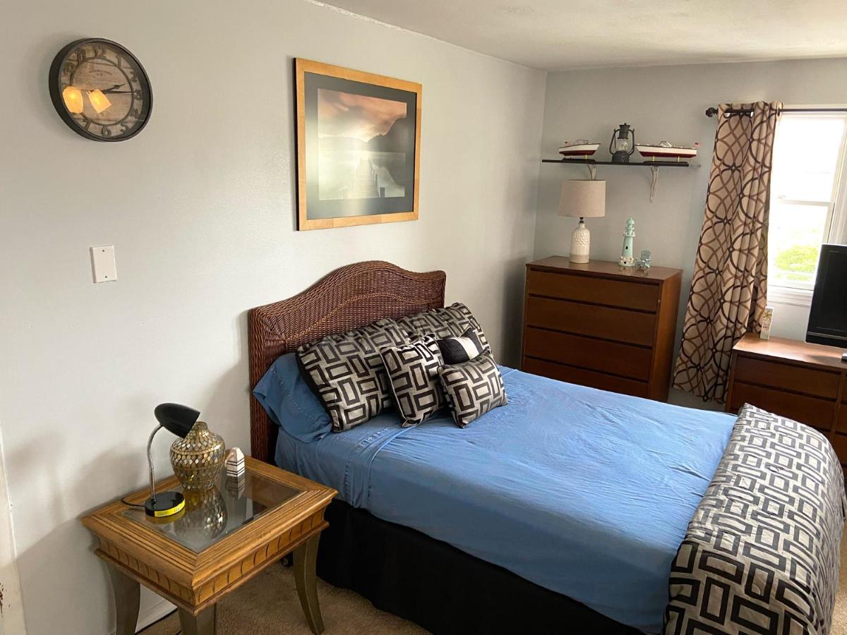 Aparthotel with Patio - Housity