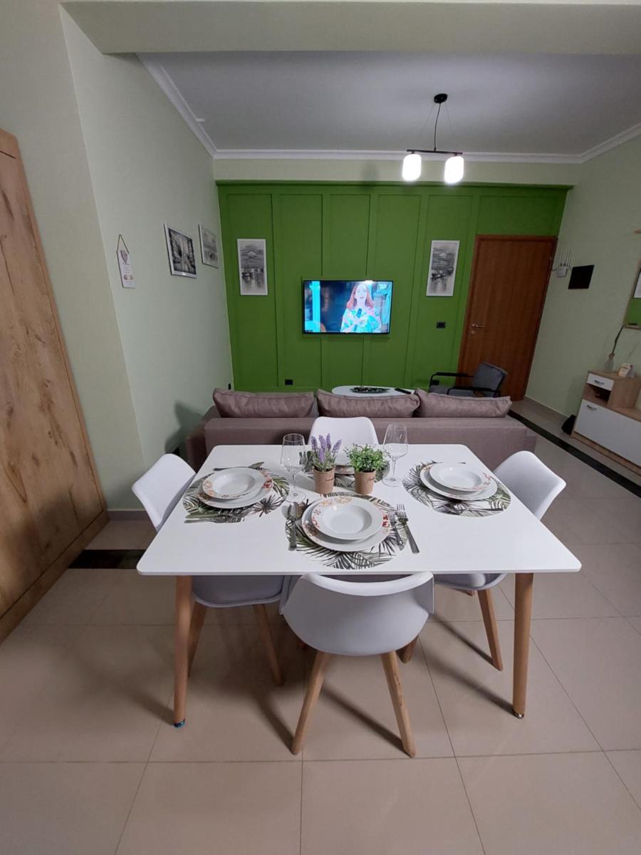 Suitetrails - Vila TAFA Apartments