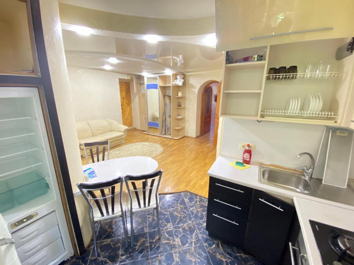Suitetrails - Apartment Puskin Street in Centre of Chișinău
