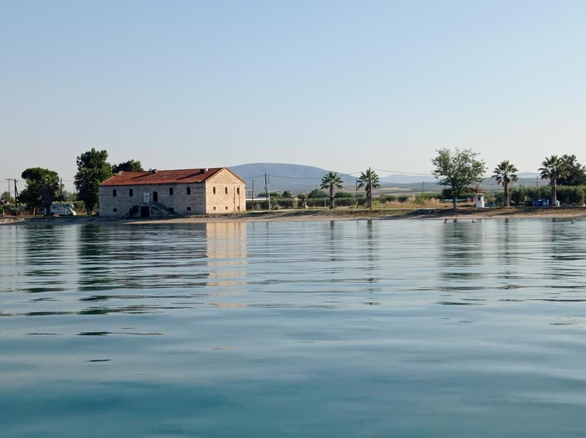 Nikos & Patras Houses - Housity