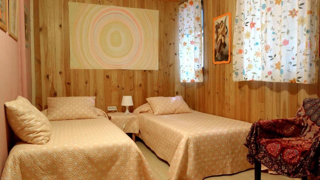 Casa Rural: La Casa Mágica de Gredos - Housity