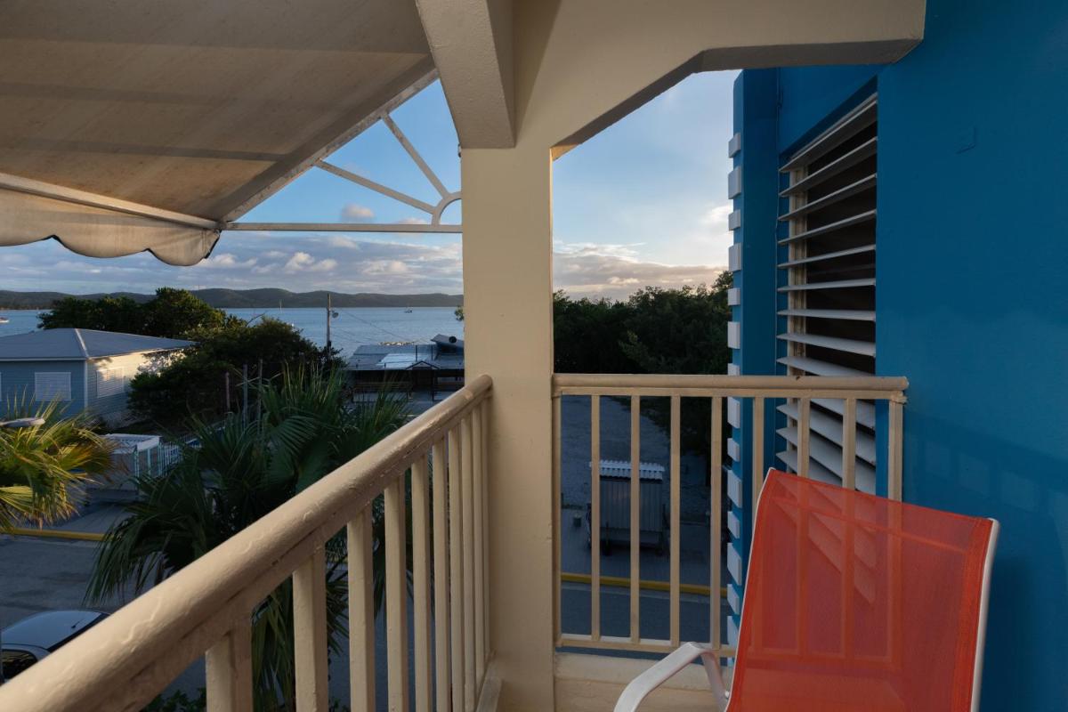 Red Sunset Beach Club - Housity