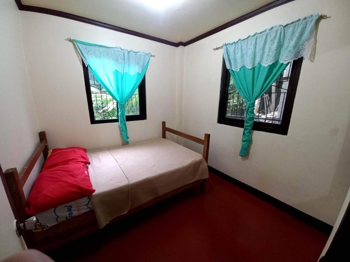 Lovely 4 bedroom apartment with free parking - Housity