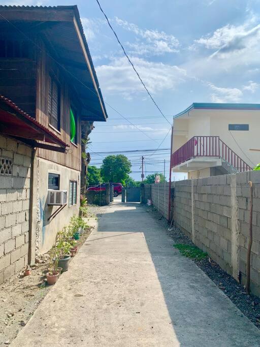 Cozy Staycation in Malasiqui Pangasinan - Housity