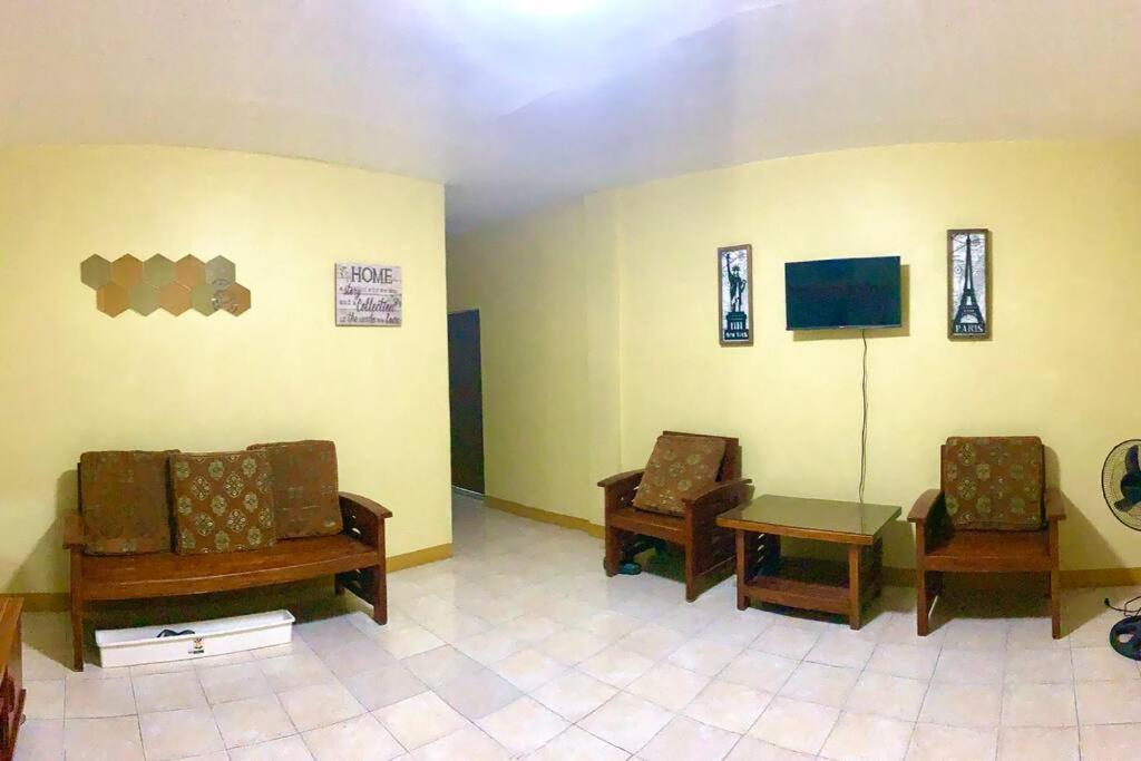 Cozy Staycation in Malasiqui Pangasinan - Housity