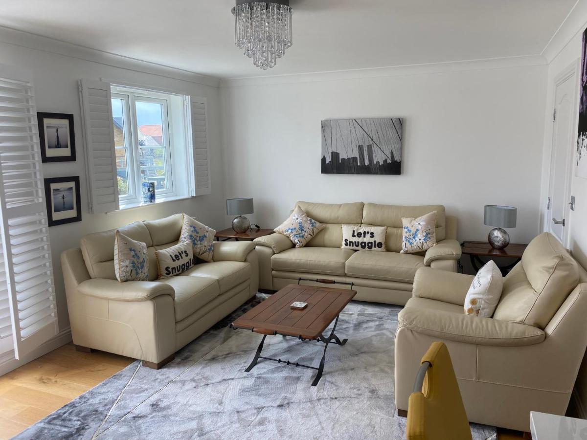 Beautiful 4Bed House Burton Waters Marina Lincoln - Housity