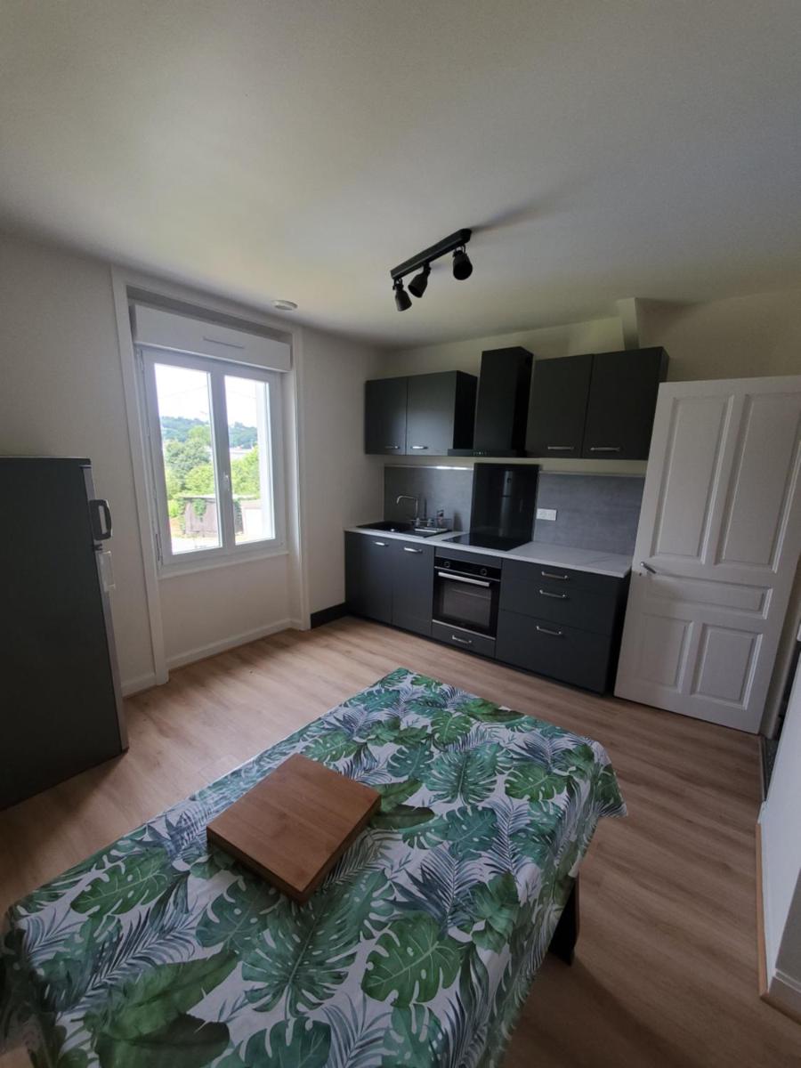 Appartement hauteurs de Tulle, secteur Virevialle - Housity
