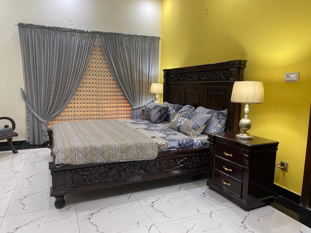 Touchwood House in DHA Phase 1 - Housity