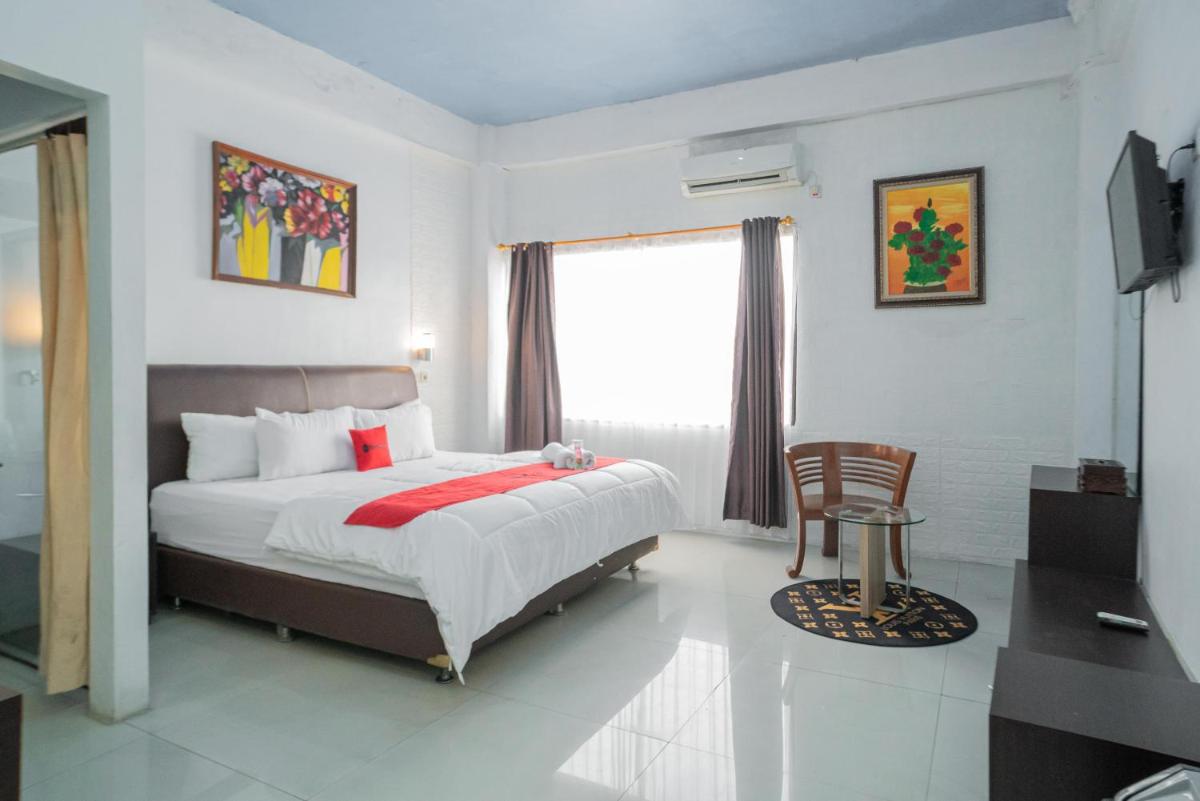 RedDoorz @ Kampung Sawah Jatimurni Bekasi - Housity
