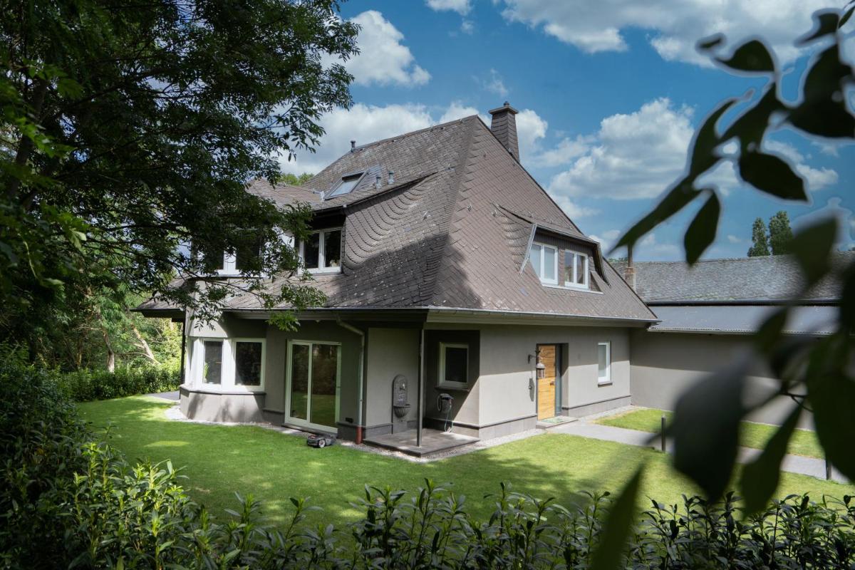 Vulkan Villa - Housity