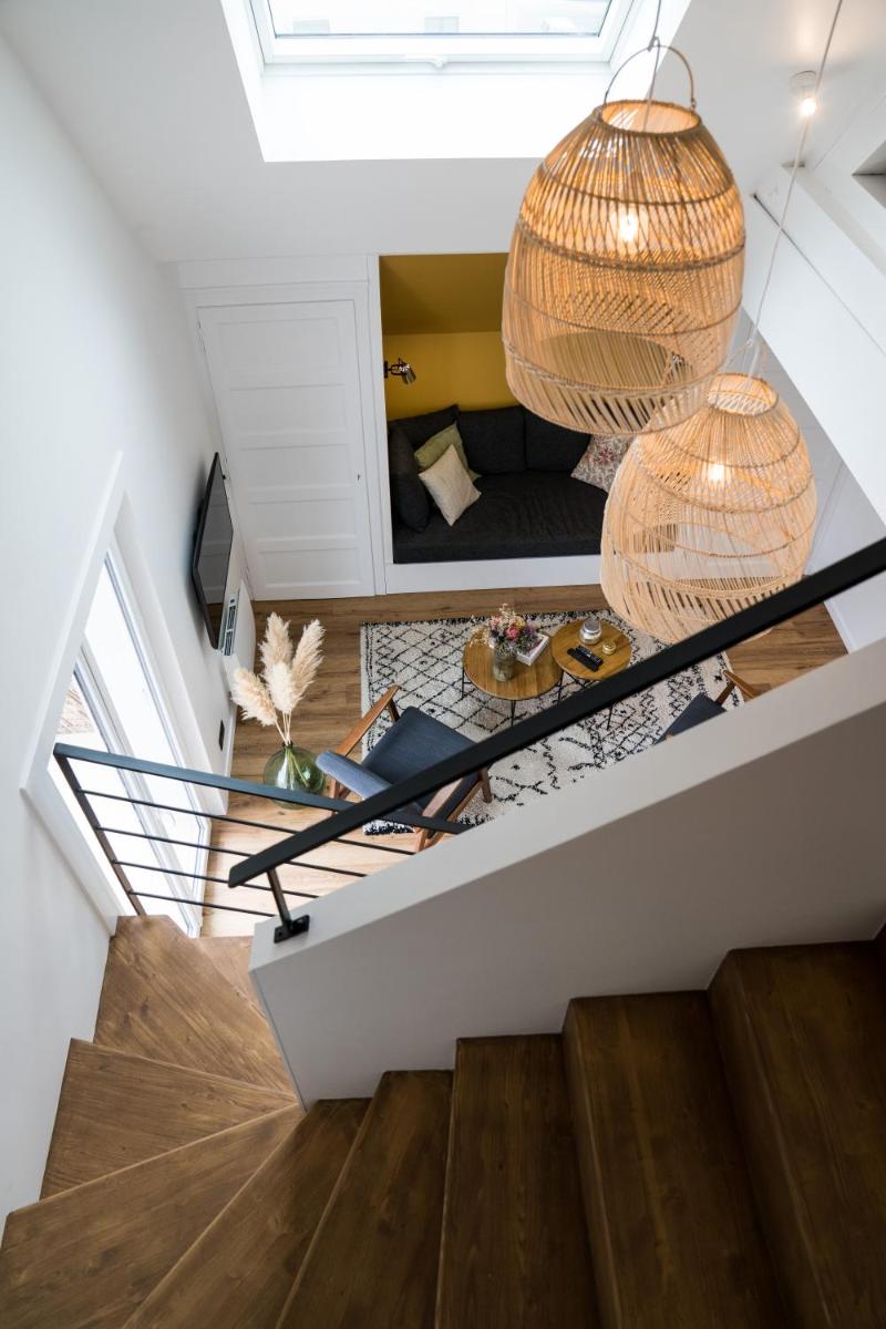 Superbe Loft Rumilly, 2 à 6 pers, 100 m2, proche ANNECY et AIX LES BAINS - Housity