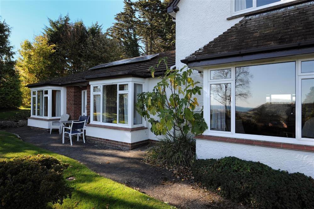 West Ridge Bungalow - Housity
