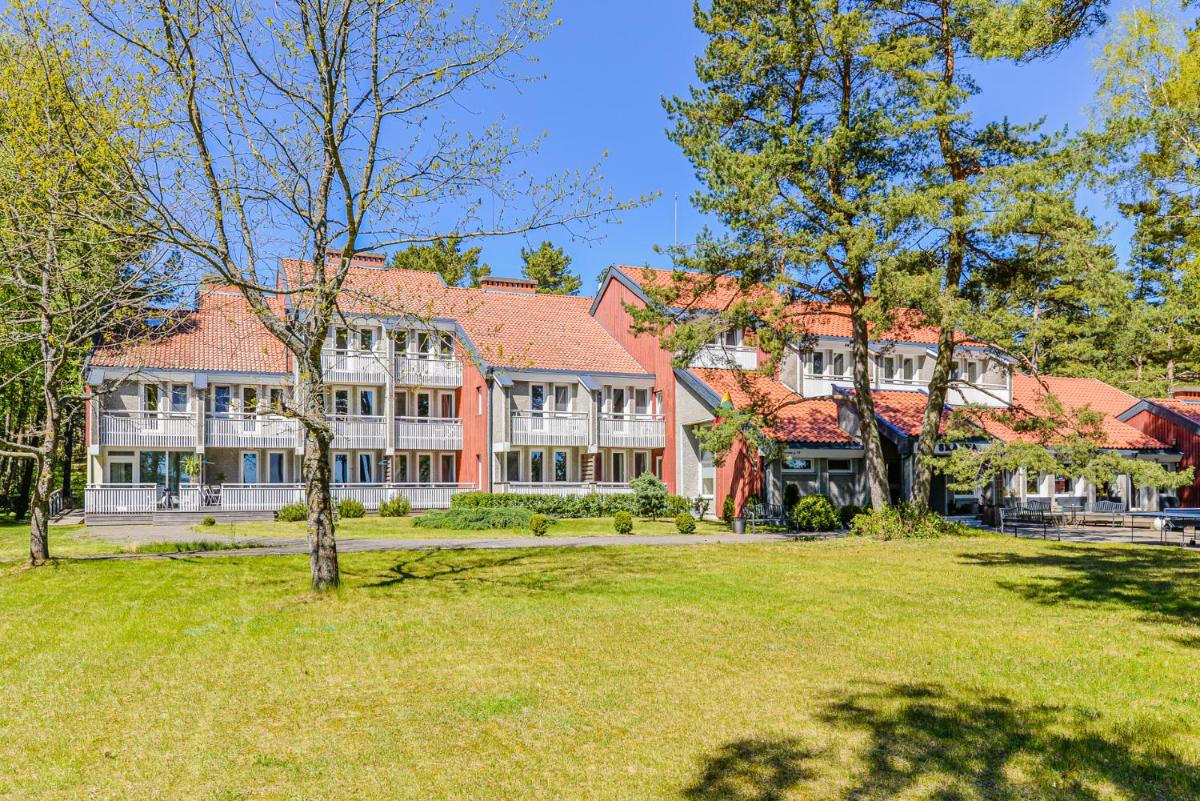 Skalva Nida - Housity
