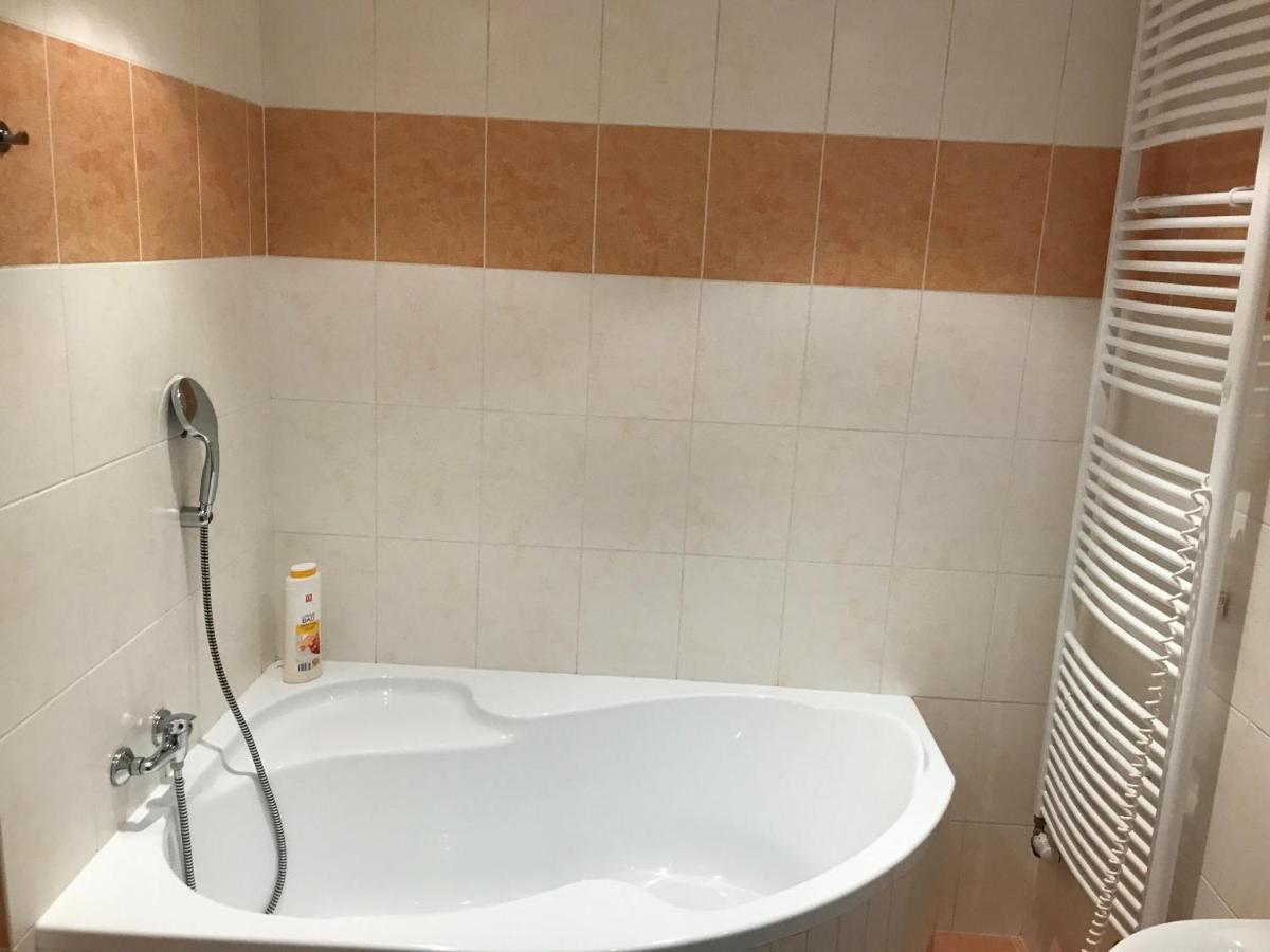 Suitetrails - Party bunker apartment