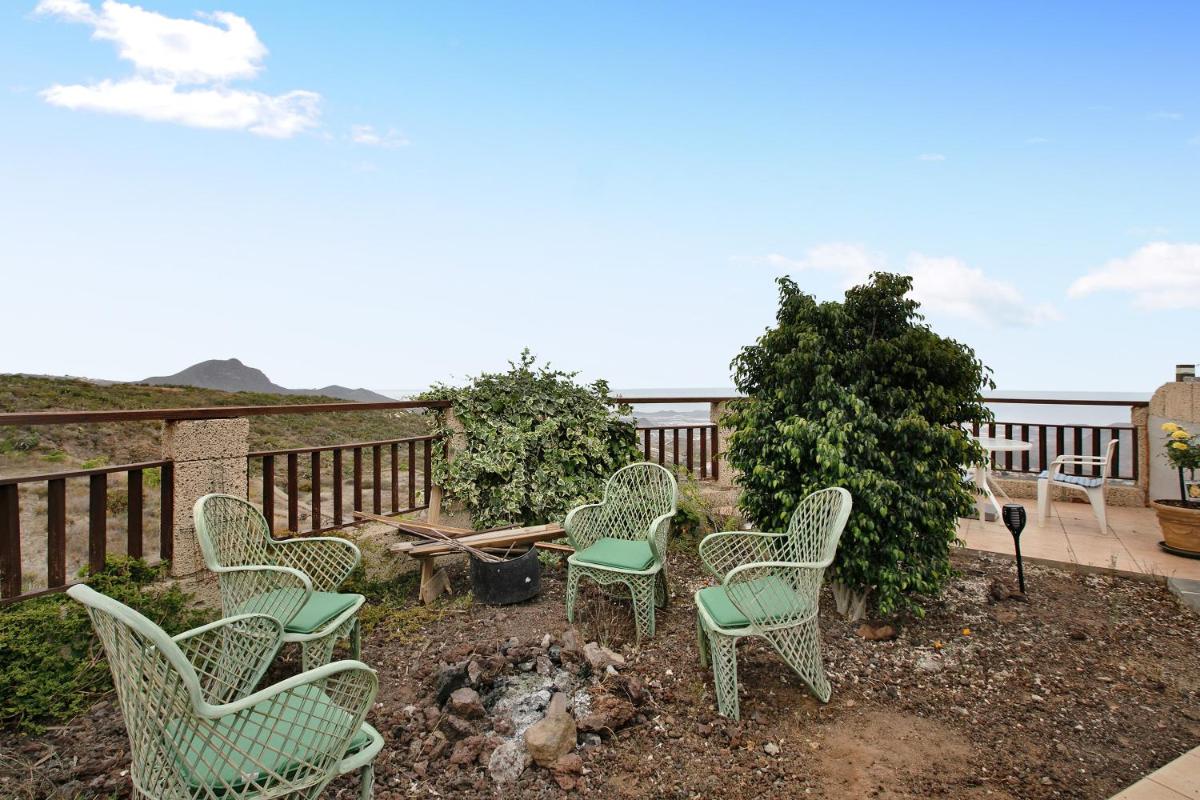 Cozy Cottage Arona - Housity