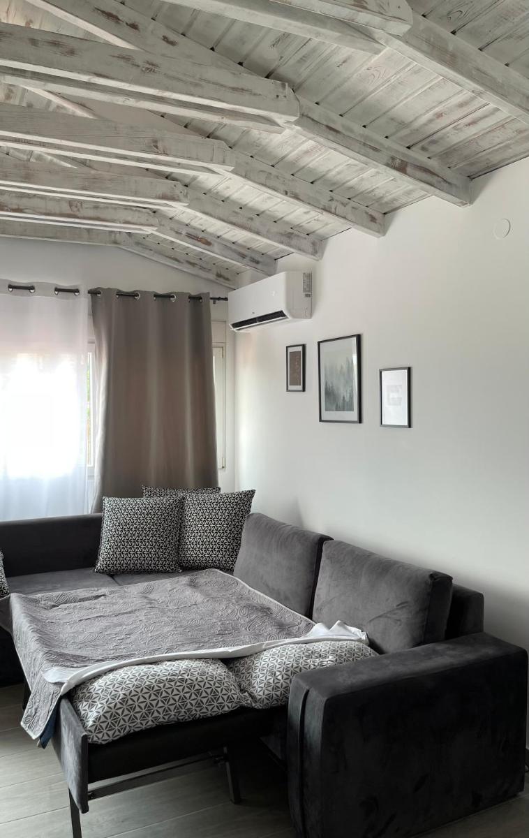 Suitetrails - Florina Sky Loft