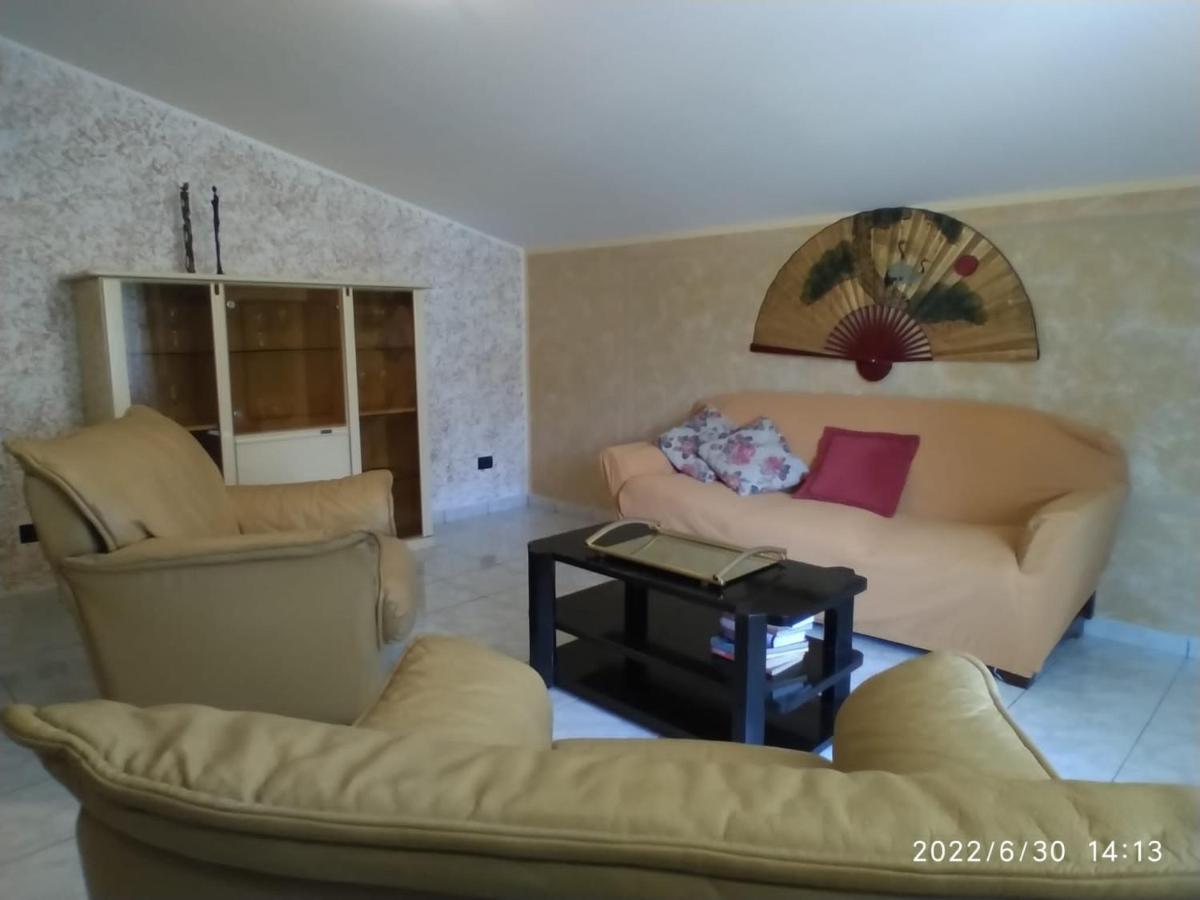 CorfiniumRoseHouse - Housity