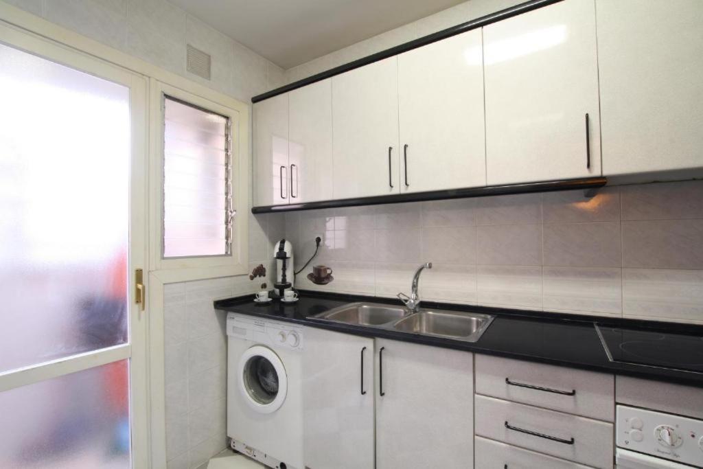 GOOD APARTMENTS gran via 3 bedrooms - Housity