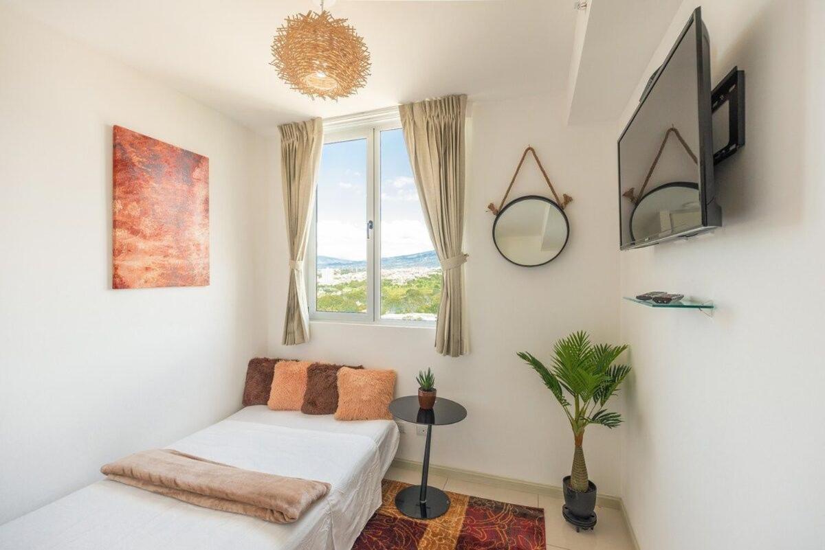 Boho Chic, Apart- condo cerca de SJO Intl airport - Housity