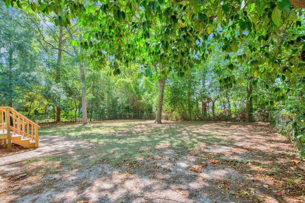 Relaxing Fayetteville Hideaway! Pet Friendly - Housity