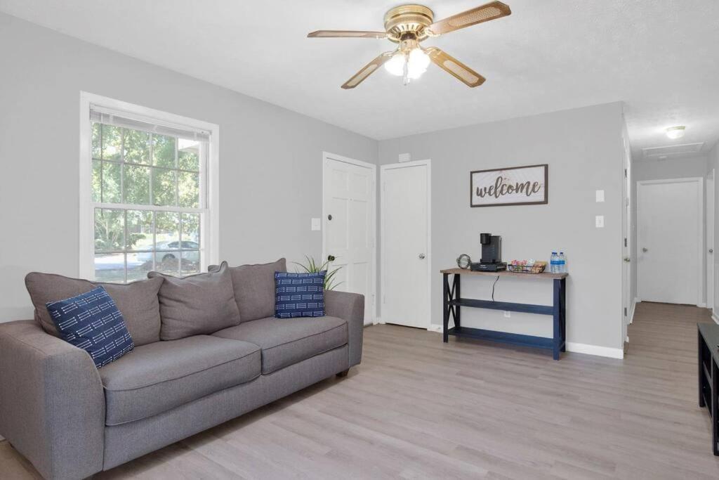 Relaxing Fayetteville Hideaway! Pet Friendly - Housity