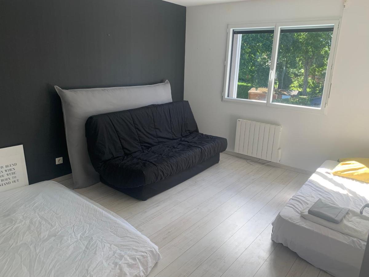 Magnifique maison avec piscine, spa, billard.. - Housity