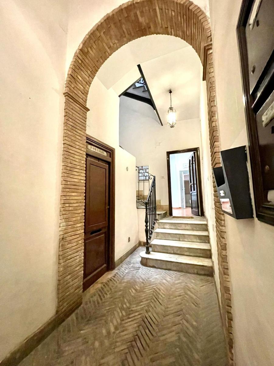 Dani House - Housity