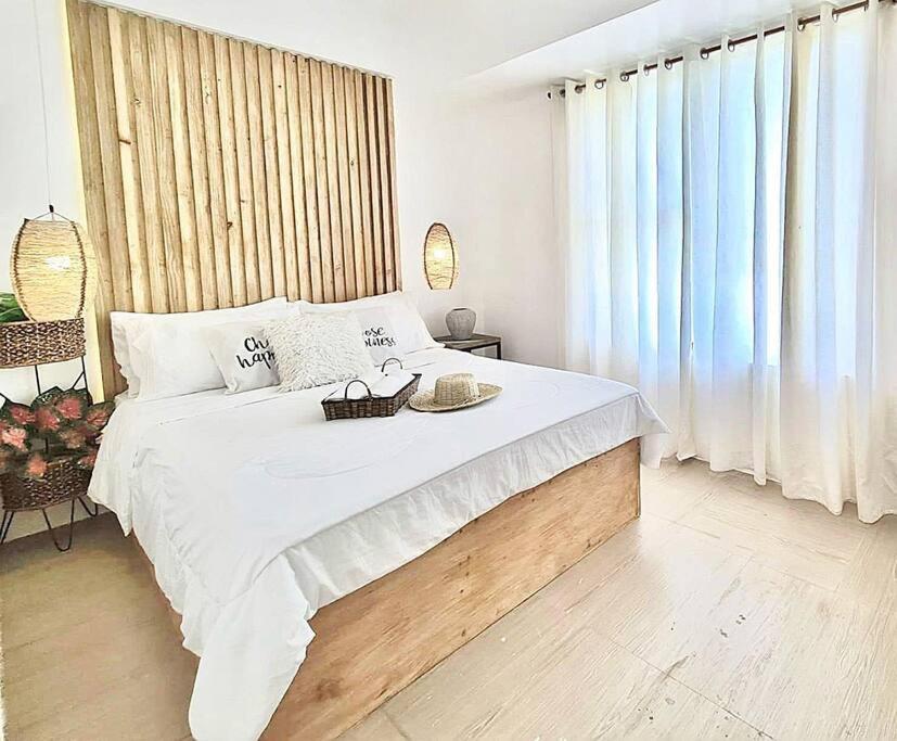 NEW Luxury Suite with pool and Netflix near Airport - Housity