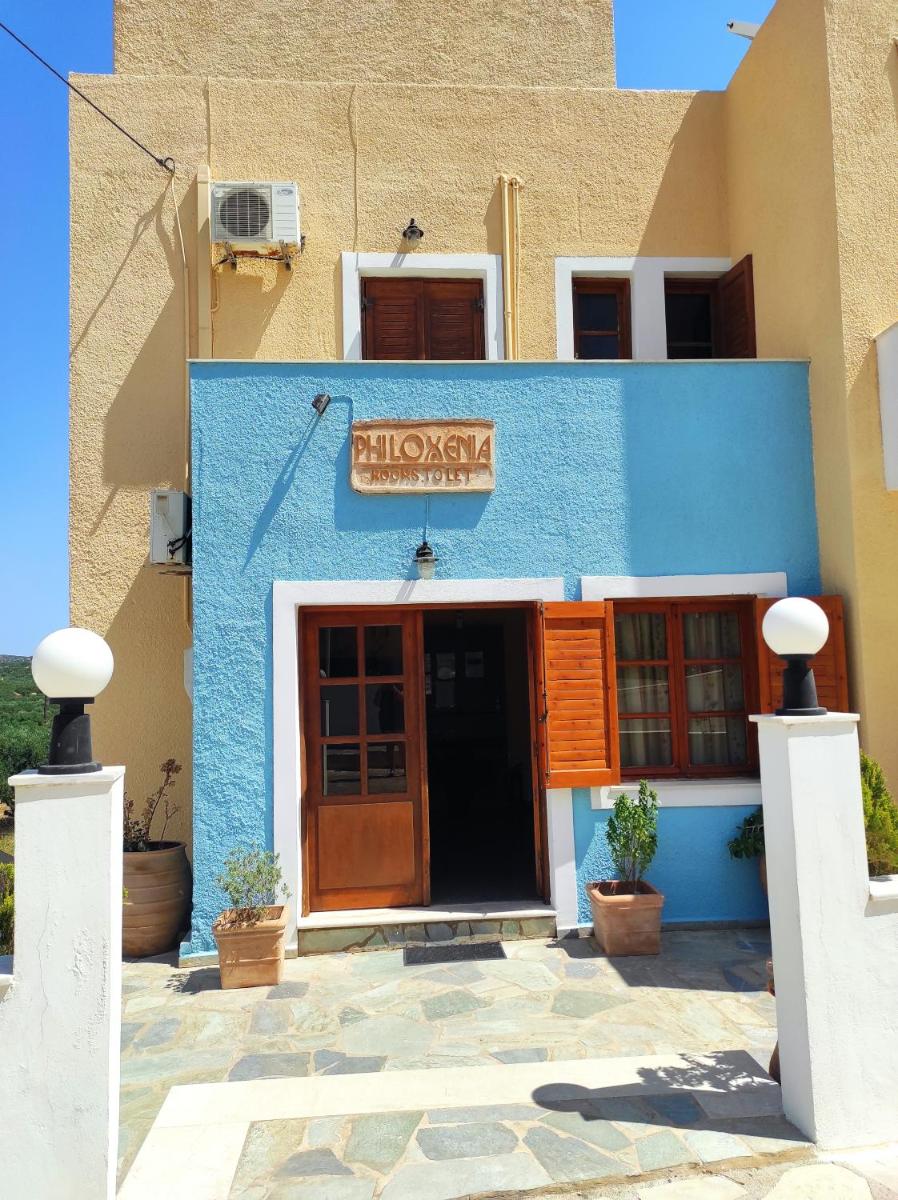 Philoxenia Rooms - Housity