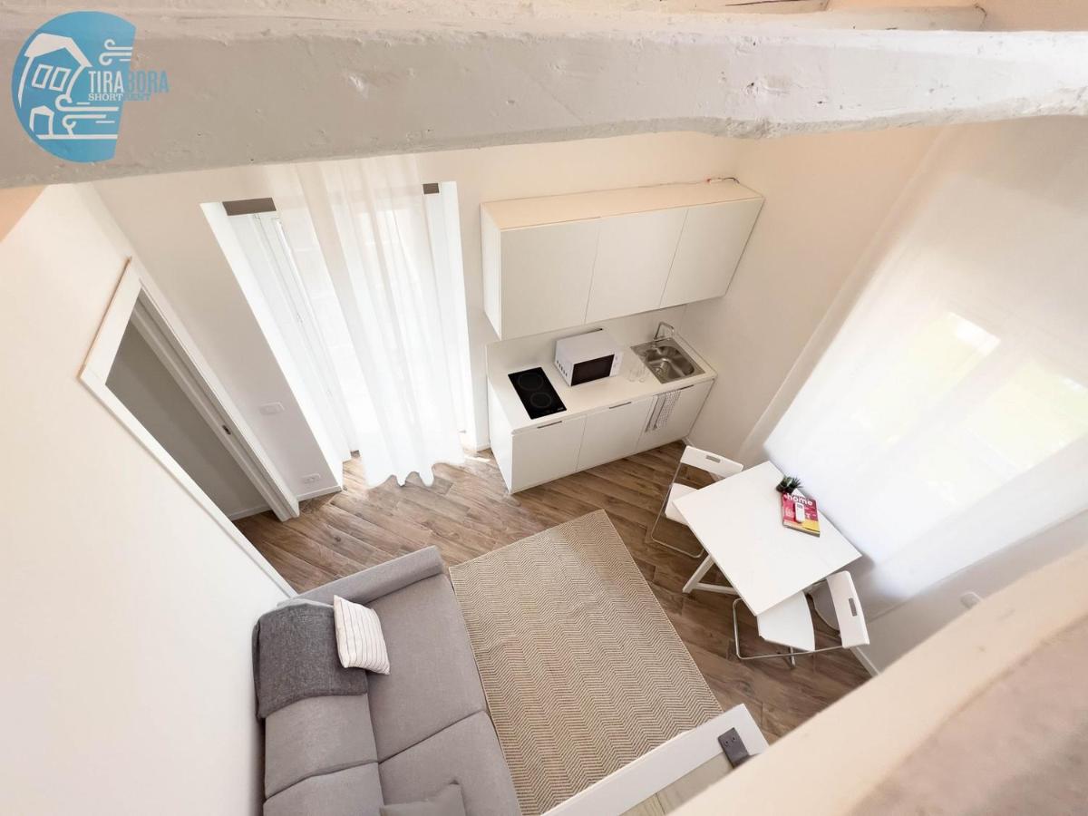 Basovizza 3 Angelica Tirabora Short Rent - Housity