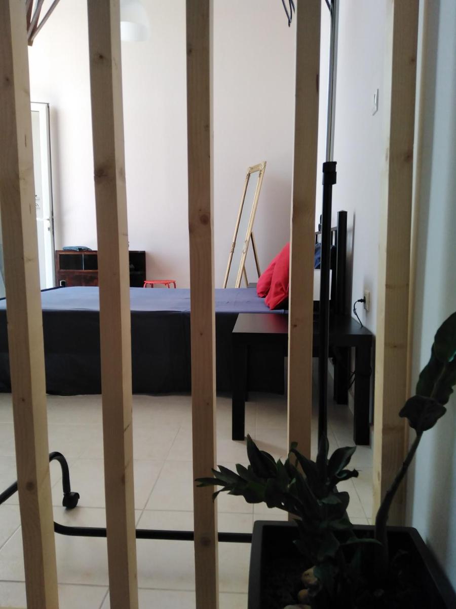 STUDIOS POSEIDONIA apartments 50 & 70 sqm with sea view - Housity