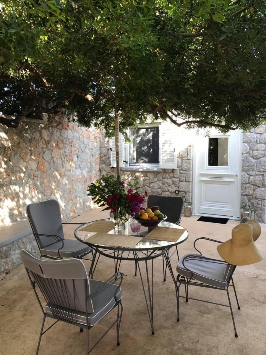 Porto Heli Quiet Villa by the Sea - Housity