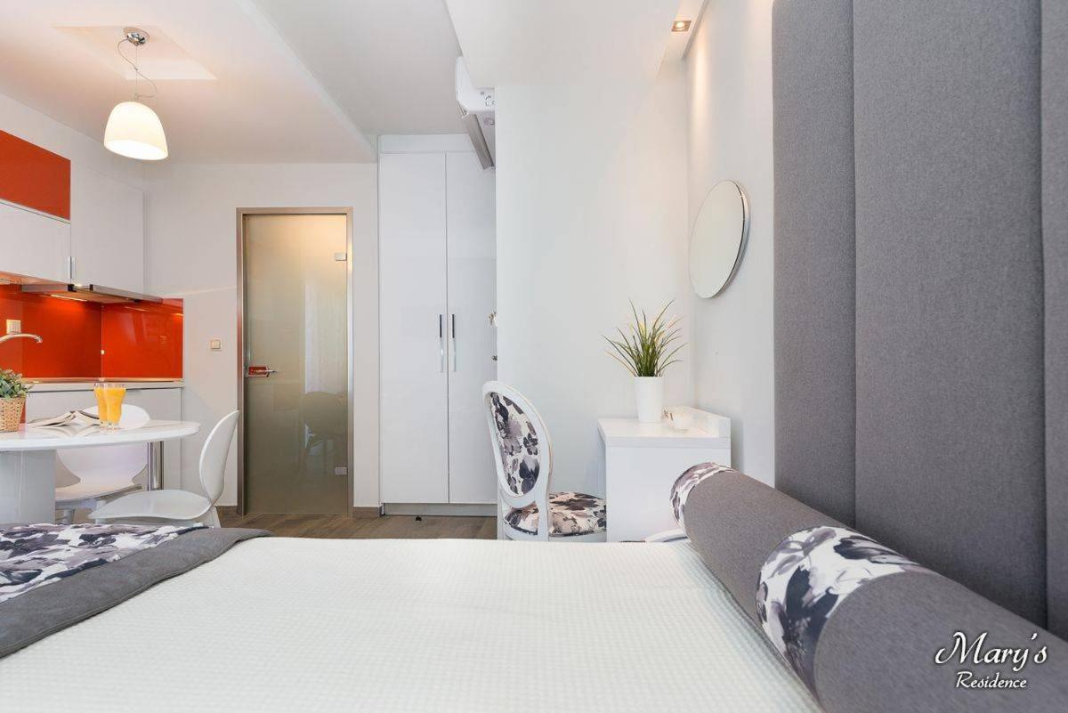 Mary's Luxury - Housity