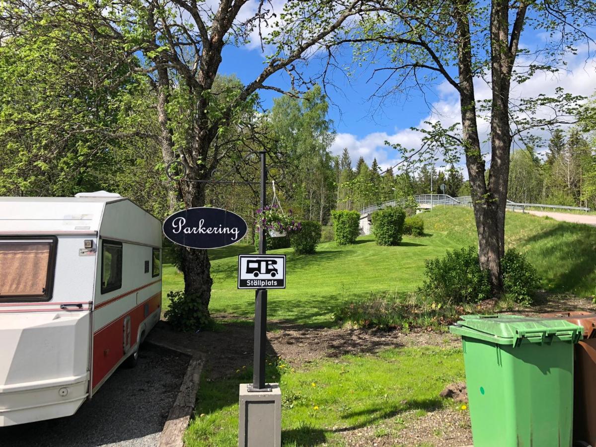 Bredsjö Gamla Herrgård White Dream Mansion - Housity