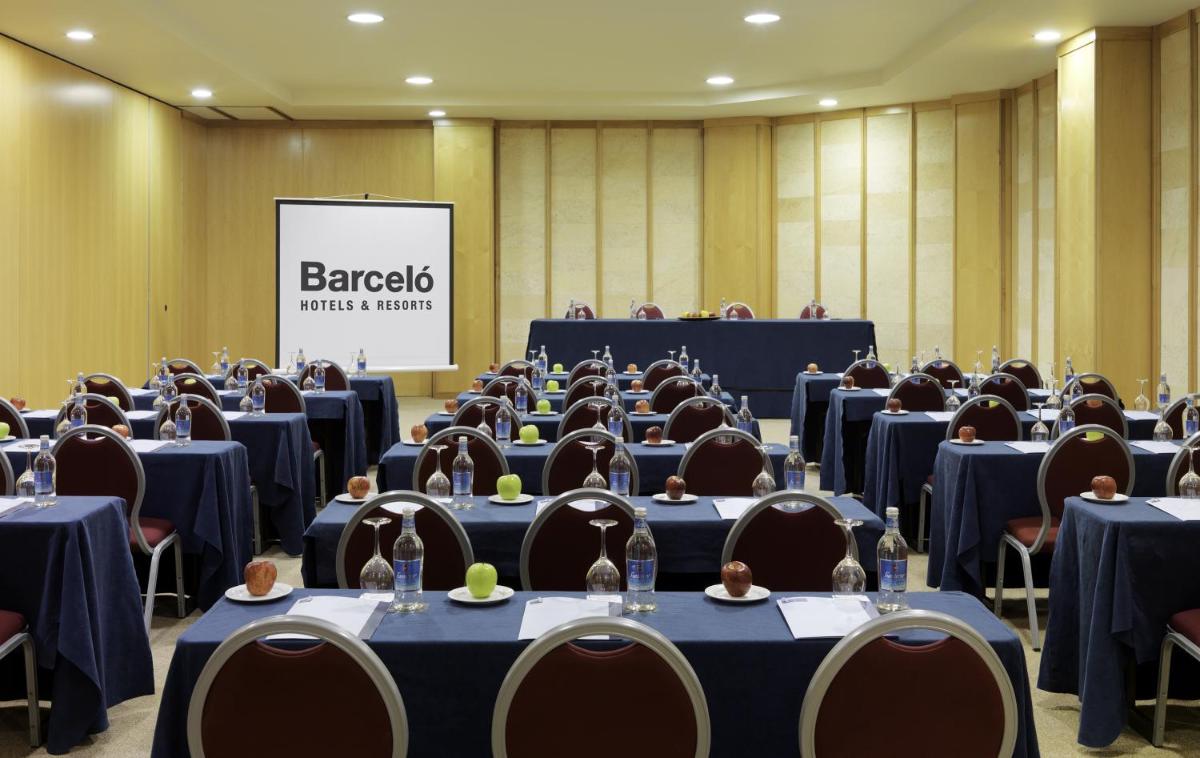 Zona business o sala de conferencias en Barceló Fuerteventura Mar