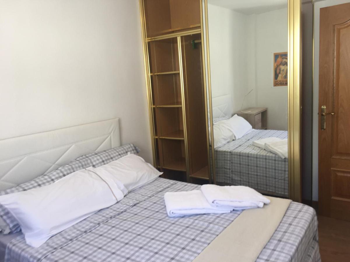 Apartment Plaza Castilla - Housity