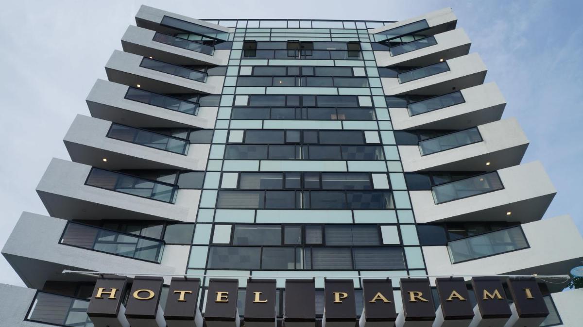 Hotel Parami - Housity