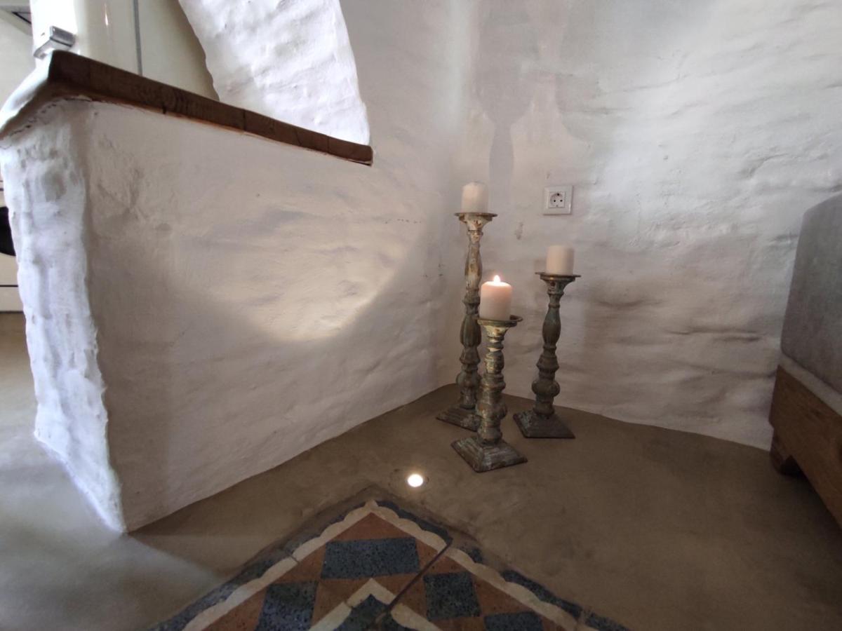 Traditional Suites in Chora Kythnos #1 - Housity