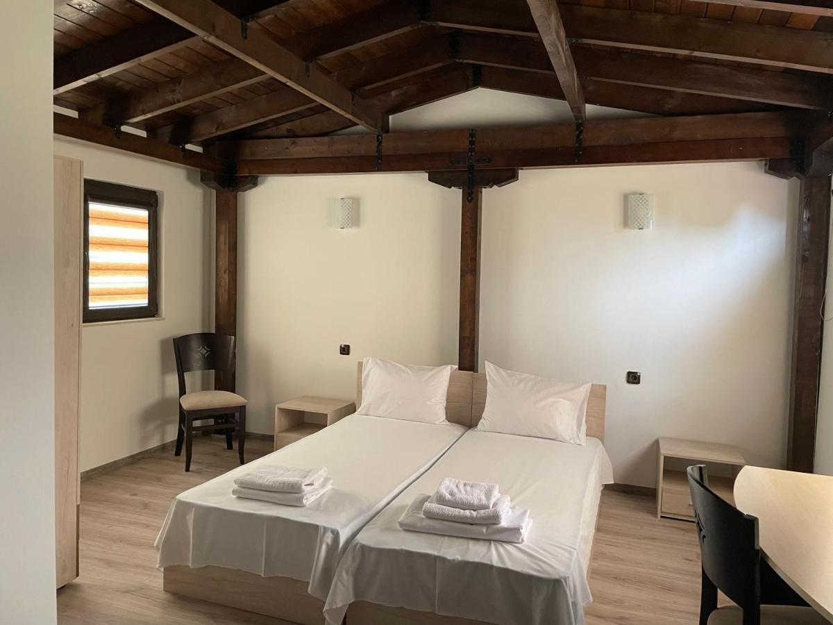 Apart Uzunov-3 - Housity