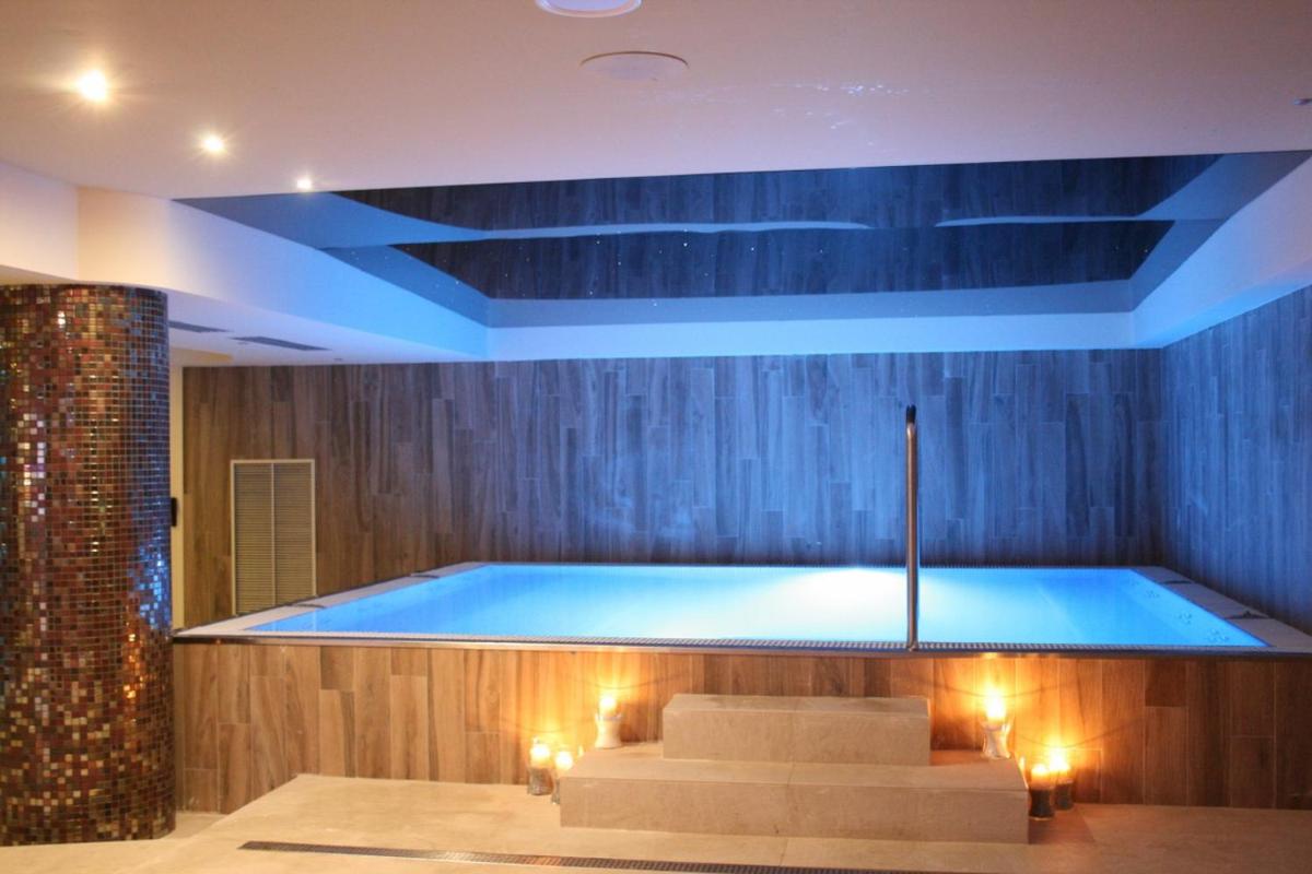 Piscina en o cerca de Hotel & Spa Real Villa Anayet