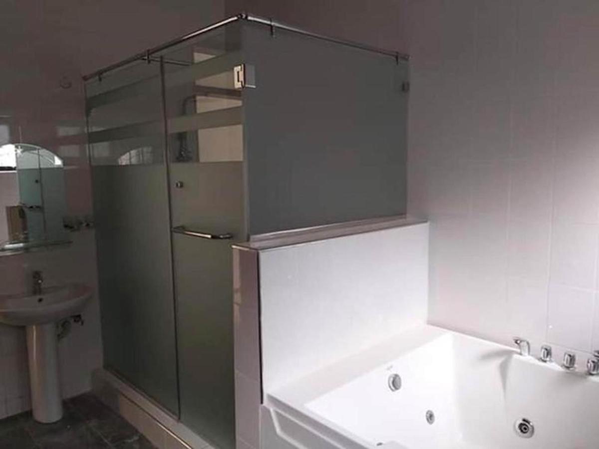 Suitetrails - Wonderfull Apartment to stay at wail in Kampala