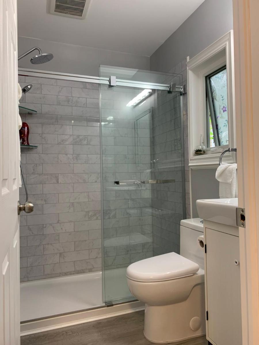 Ambiance by the Falls Cozy Suite - Housity