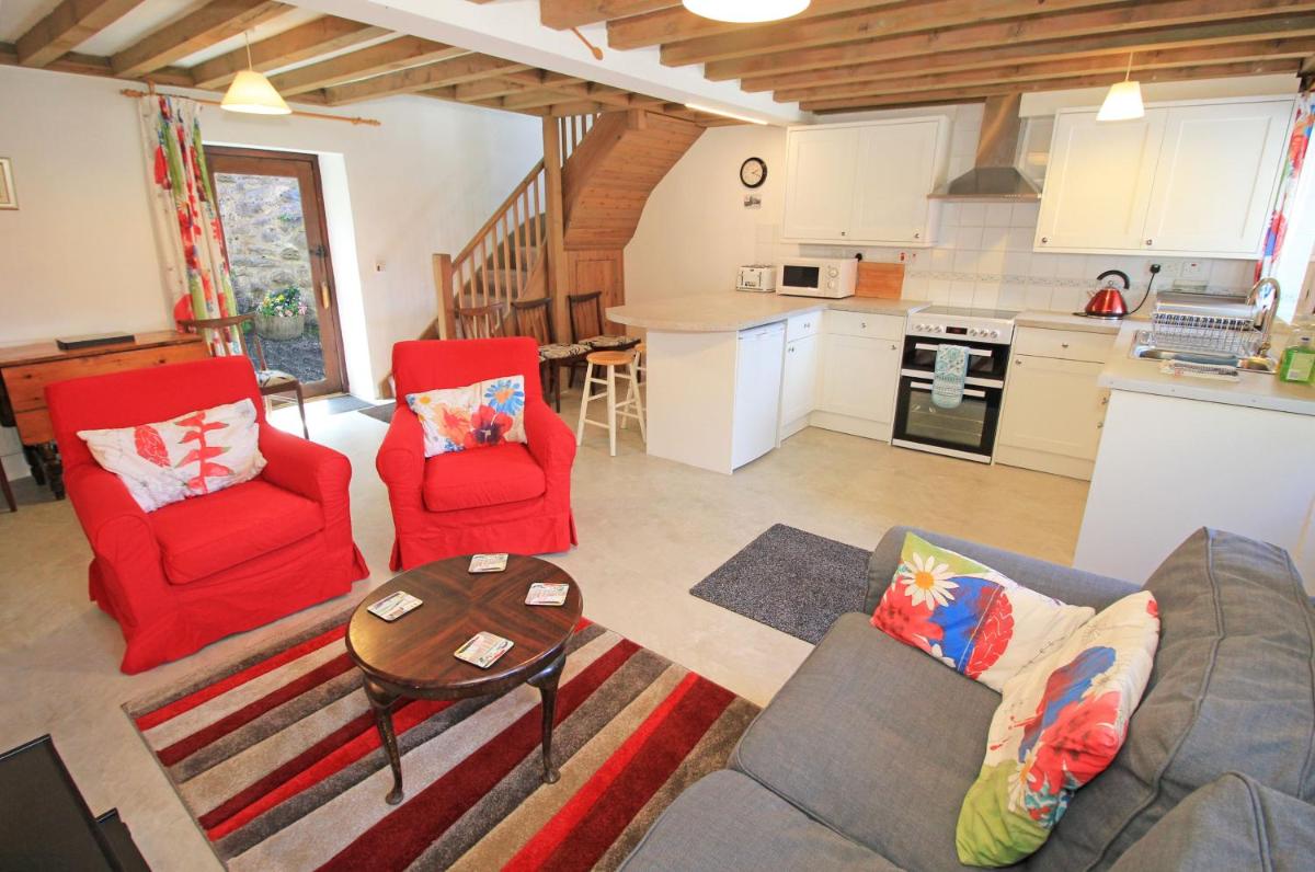 Old Byre Cottage near Harlech 4060 - Housity